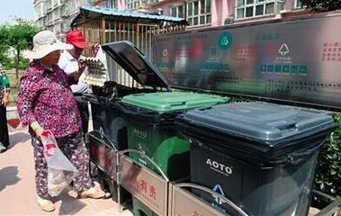 對于垃圾分類工作，調(diào)動居民積極性是最重要的一環(huán)