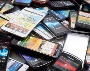 舊手機(jī)閑置有安全隱患 需要及時(shí)回收利用