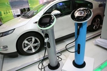 新能源汽車動力蓄電池回收新規(guī)8月起實(shí)施 求汽車生產(chǎn)企業(yè)承擔(dān)主體責(zé)任